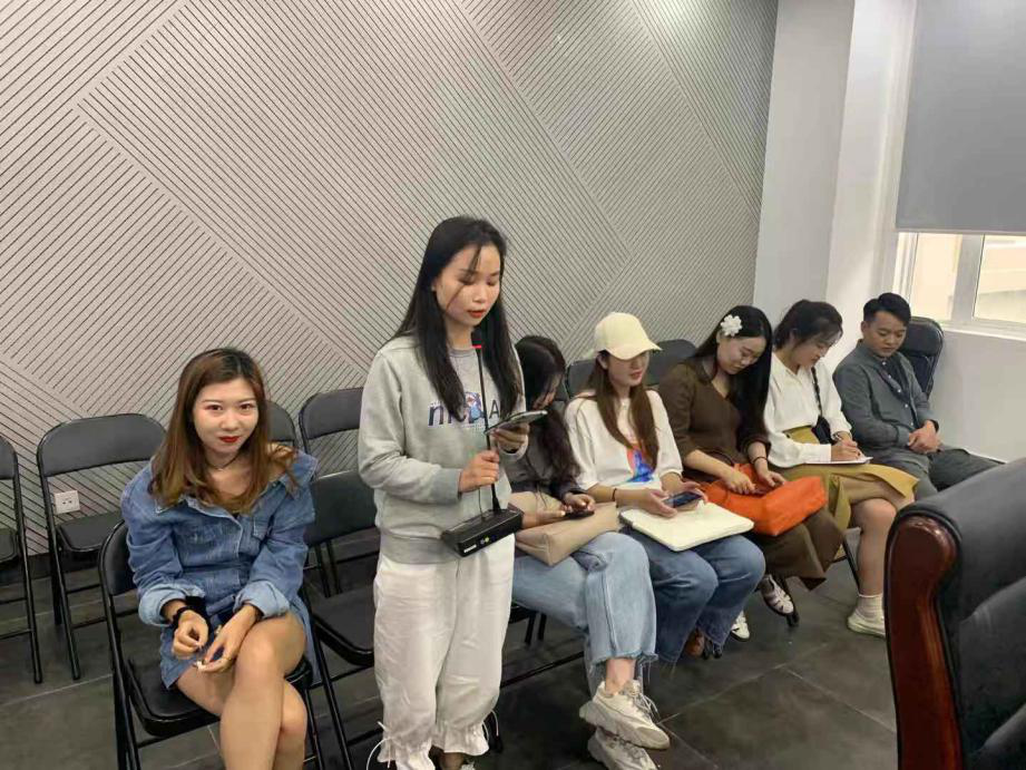 美术学院召开2020—2021（1）学期研究生座谈会