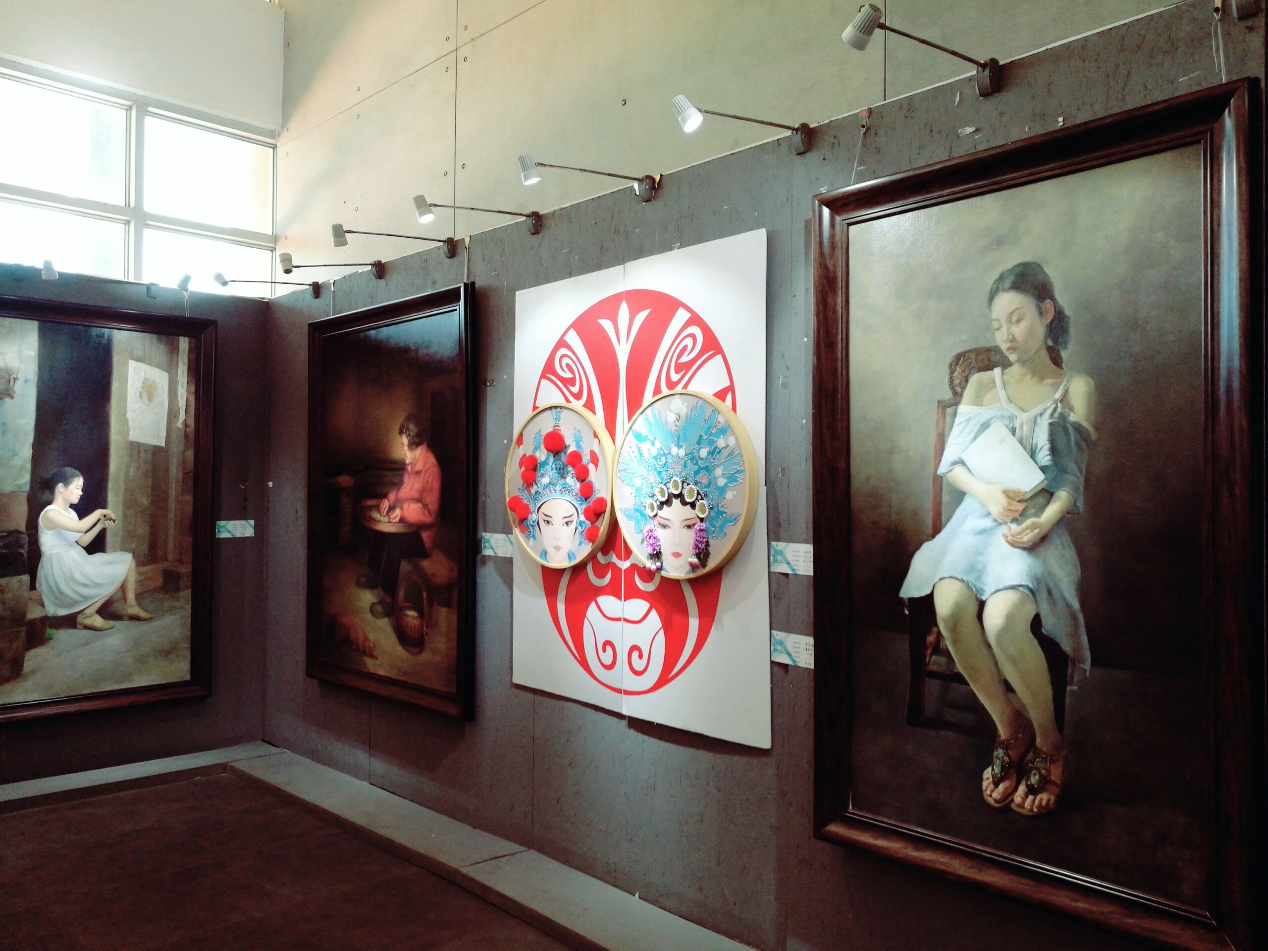 2018海南师范大学“美术学院毕业作品展”开幕