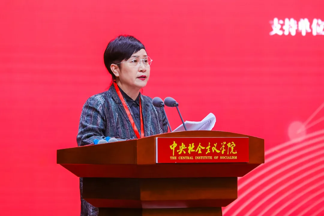 环境设计系主任王沫副教授做全国室内设计教育大会主旨发言